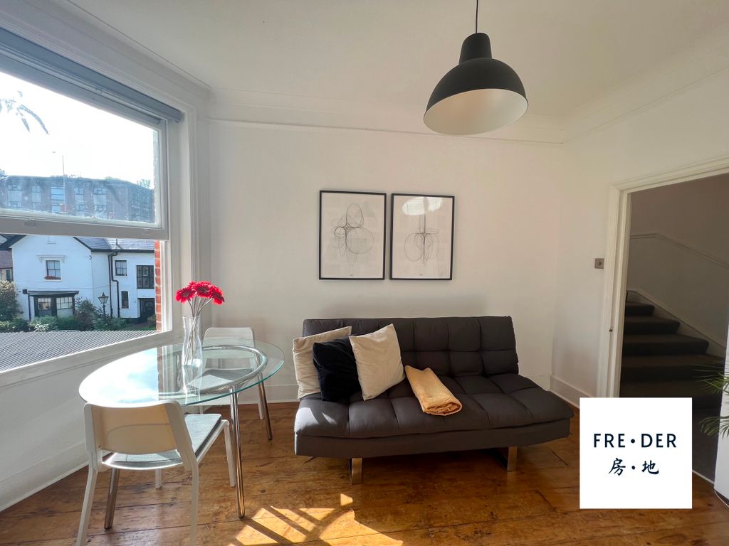 Property photo 3 of 28