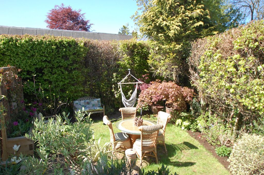 Property photo 2 of 14 Picture No. 16