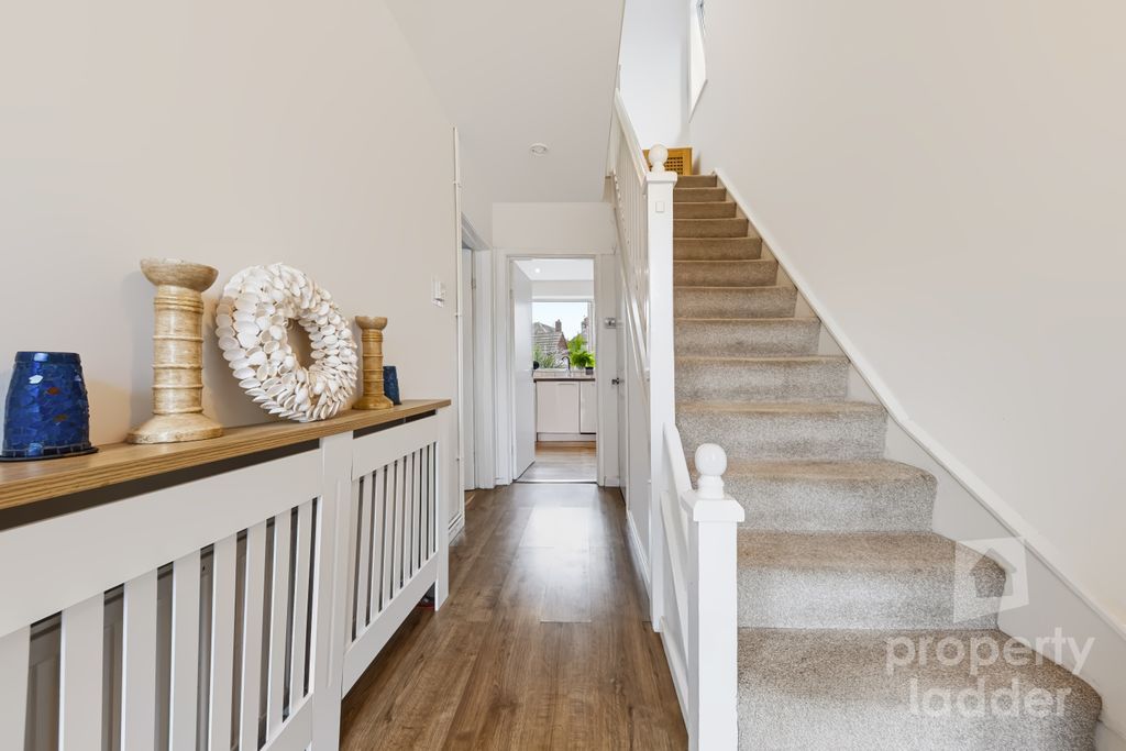 Property photo 2 of 20 Pl-14