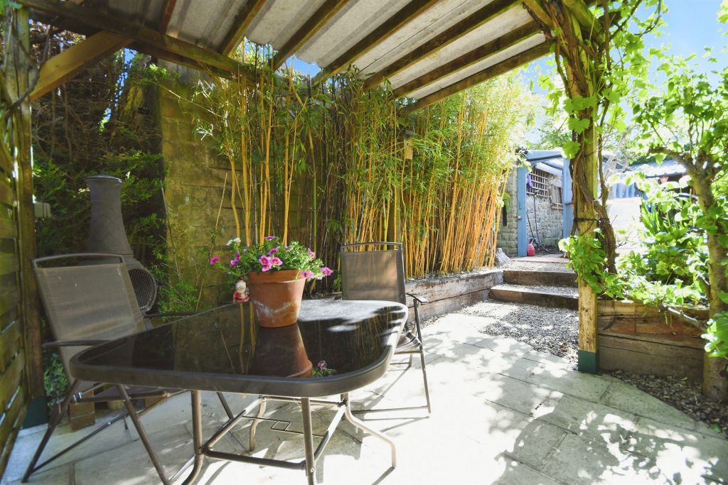 Property photo 3 of 31