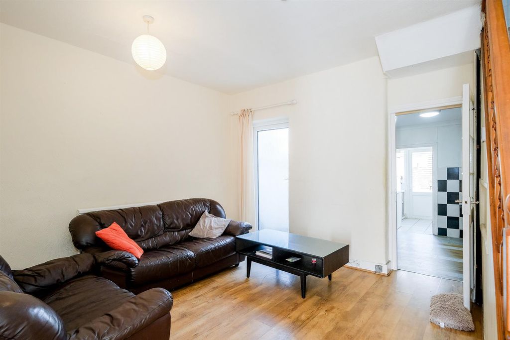 Property photo 3 of 18 112 Holbrook Road-2_Web.Jpg