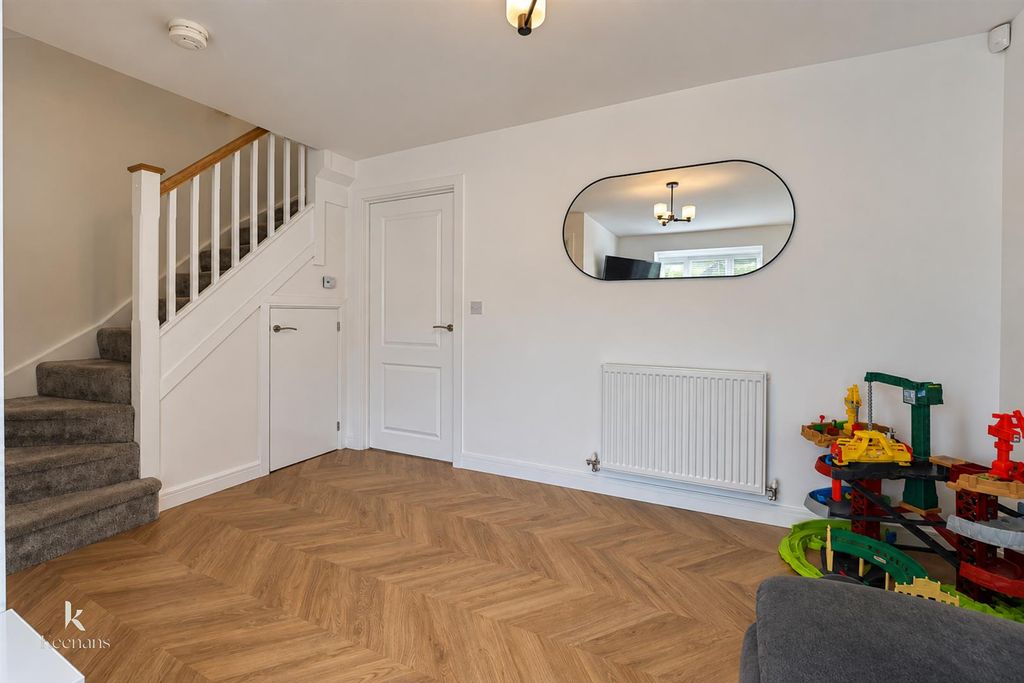 Property photo 3 of 20 .-213.Jpg
