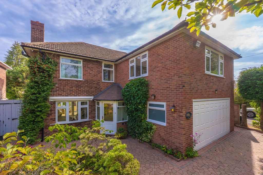 Property photo 1 of 33