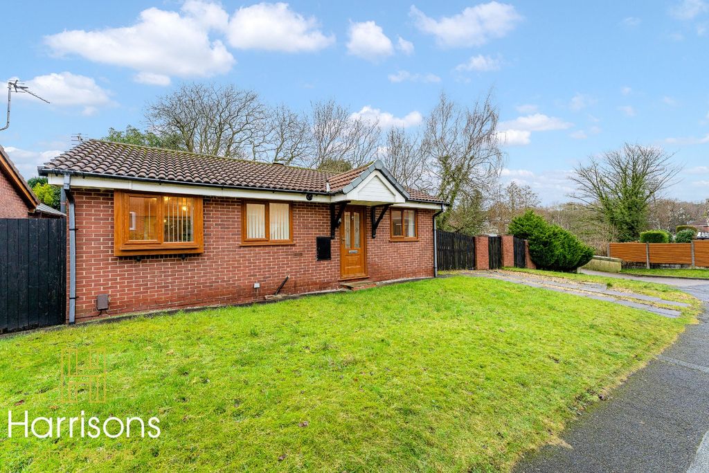 Property photo 1 of 37 4822370