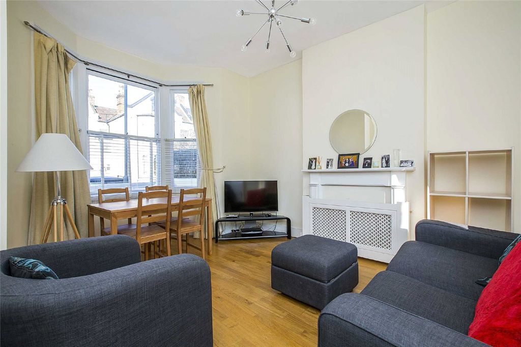 Property photo 1 of 8 Picture No. 04