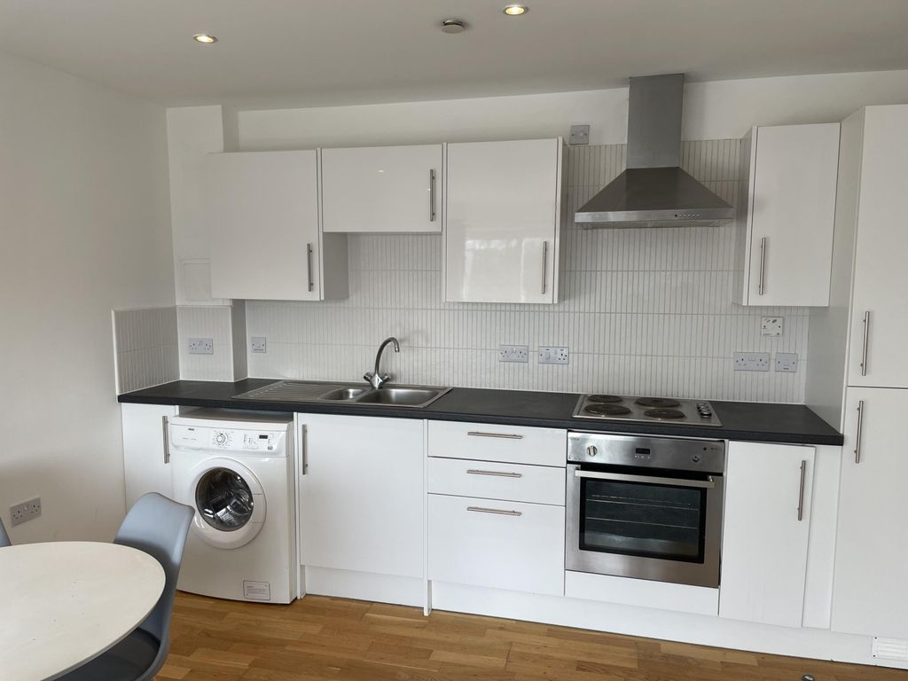 Property photo 2 of 9 Gallery