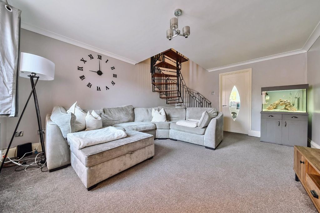 Property photo 3 of 14 1-681B1B9d01422-1286480-Arw-1-1.Jpg
