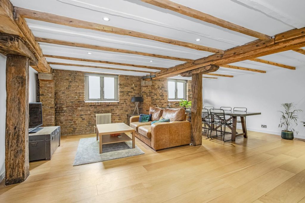 Property photo 2 of 10 2.Jpg