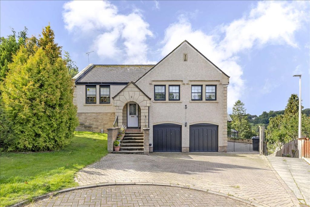 Property photo 1 of 38