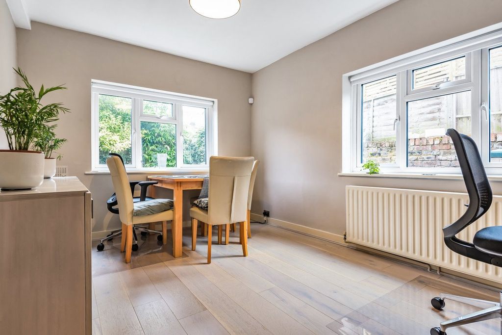 Property photo 2 of 7 Picture No. 01