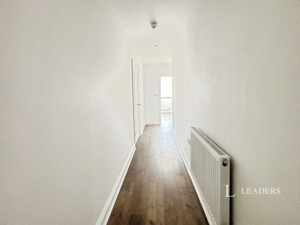 Property photo 2 of 7 Pbox-Img.Jpg