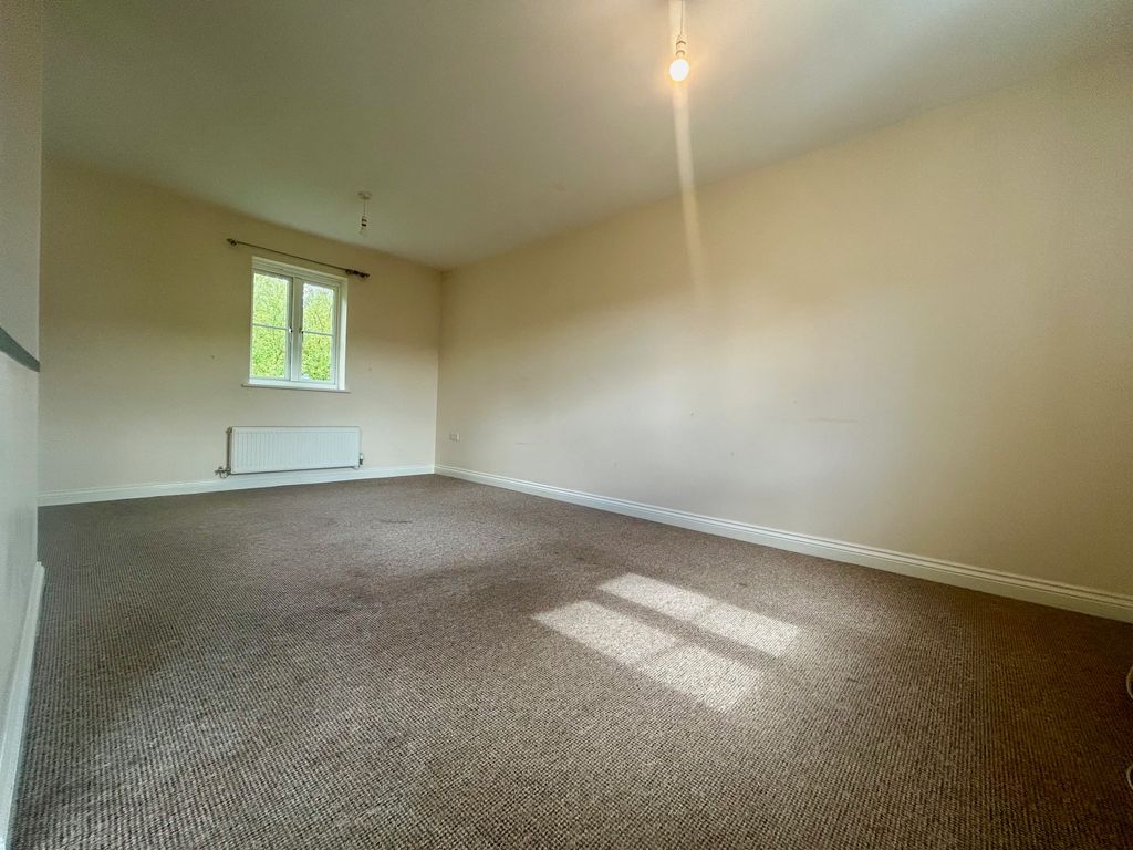 Property photo 3 of 9 Image