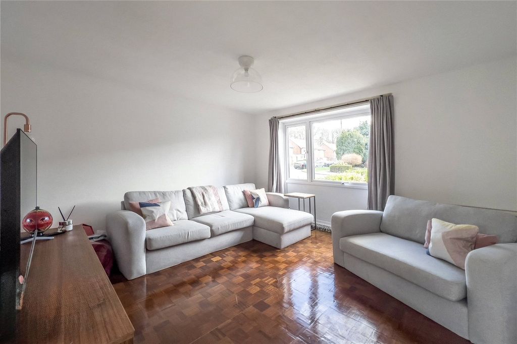 Property photo 2 of 11 Picture No. 24