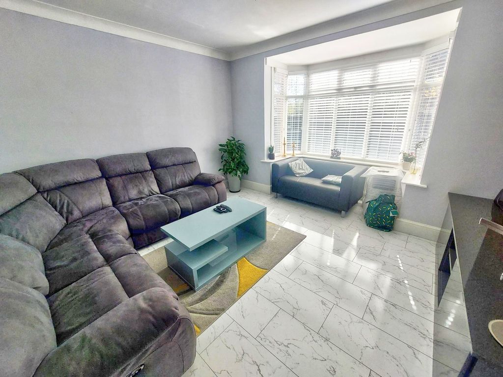 Property photo 2 of 33 20250407_140613