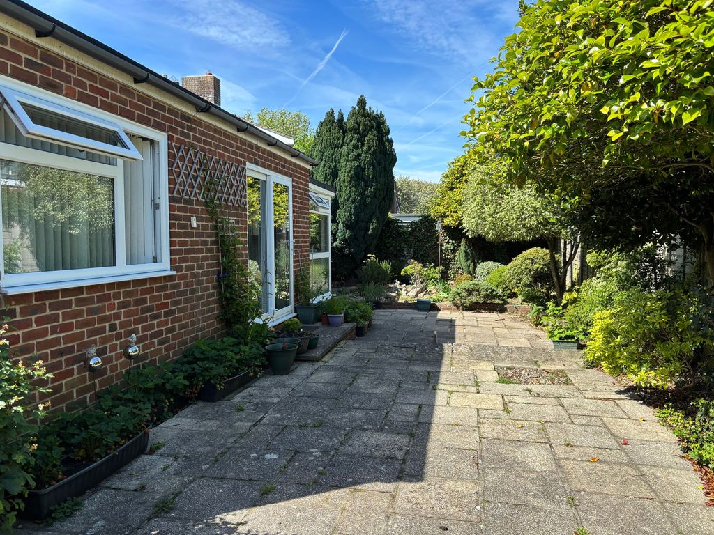 Property photo 3 of 11