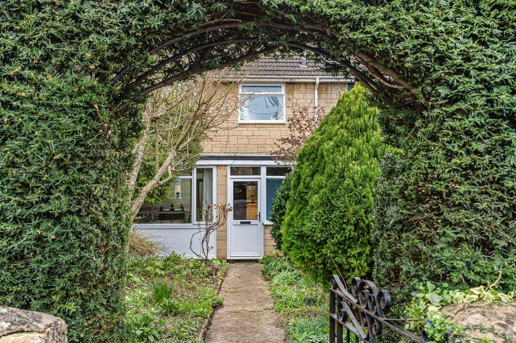 Property photo 1 of 16 Front