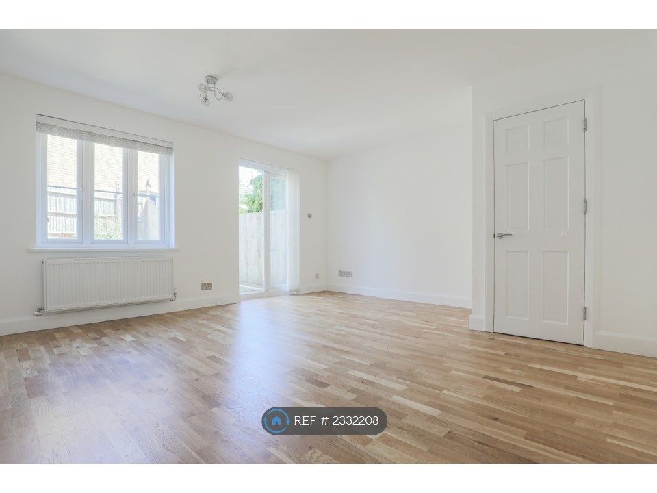 Property photo 2 of 19 French Door Leading To Landscaped Garden