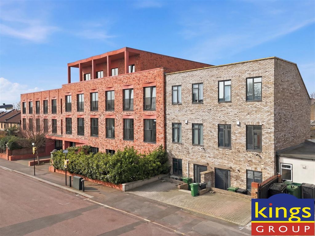 Property photo 1 of 14 001_Dji_20260320135357_0743_d_Reedit_Eb1E3d3A-1B1E