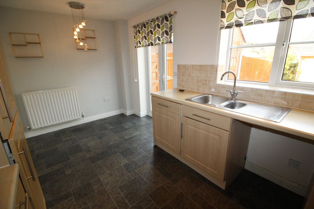 Property photo 2 of 15 Picture No. 13
