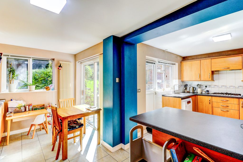 Property photo 3 of 12 Picture No. 05