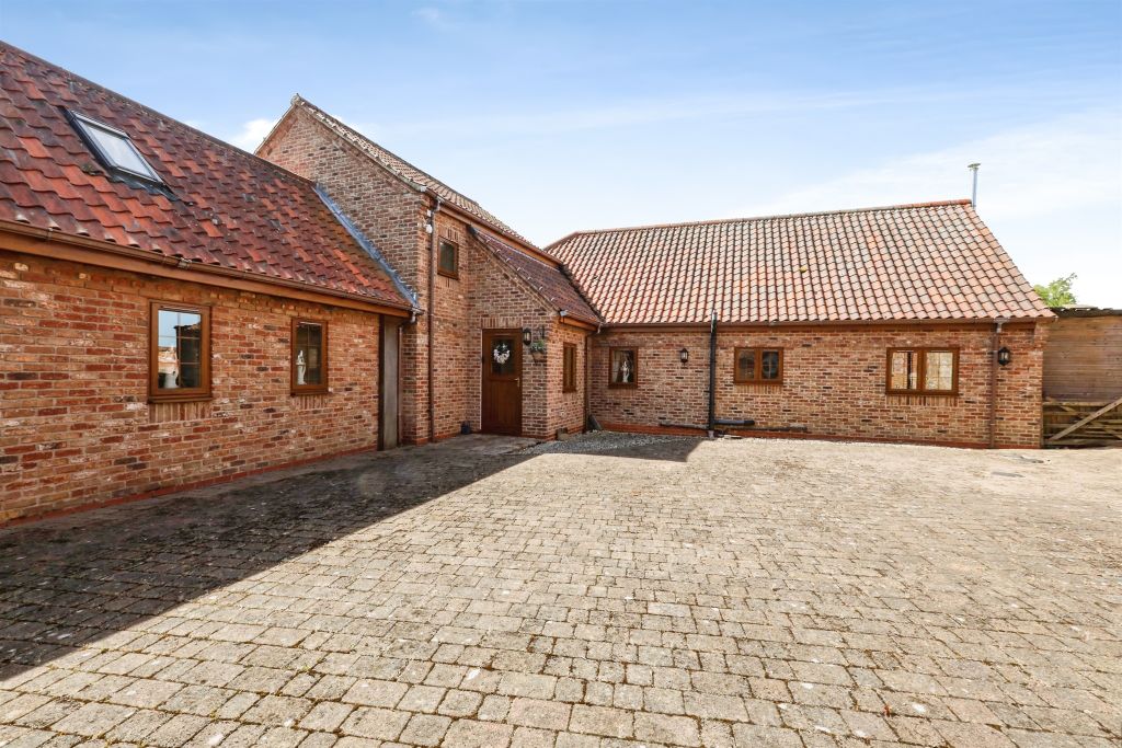 Additional image 32 of 6 bed barn conversion for saleJaques Bank, Crowle, Scunthorpe DN17
