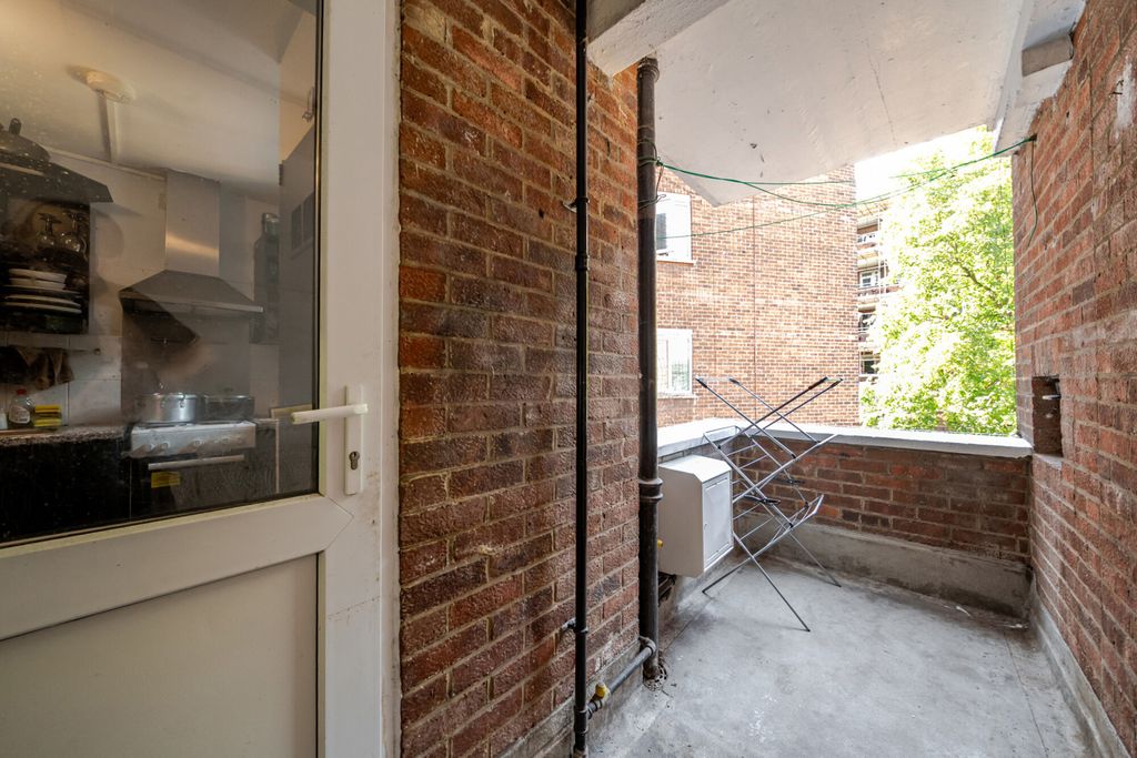 Property photo 3 of 17 1503701-12-6A7Dda...