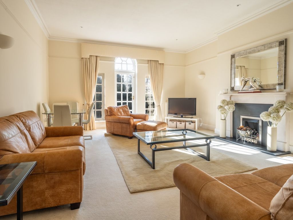 Property photo 1 of 13 4023811