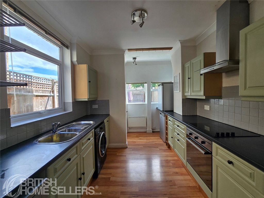 Property photo 2 of 11 Picture No. 11