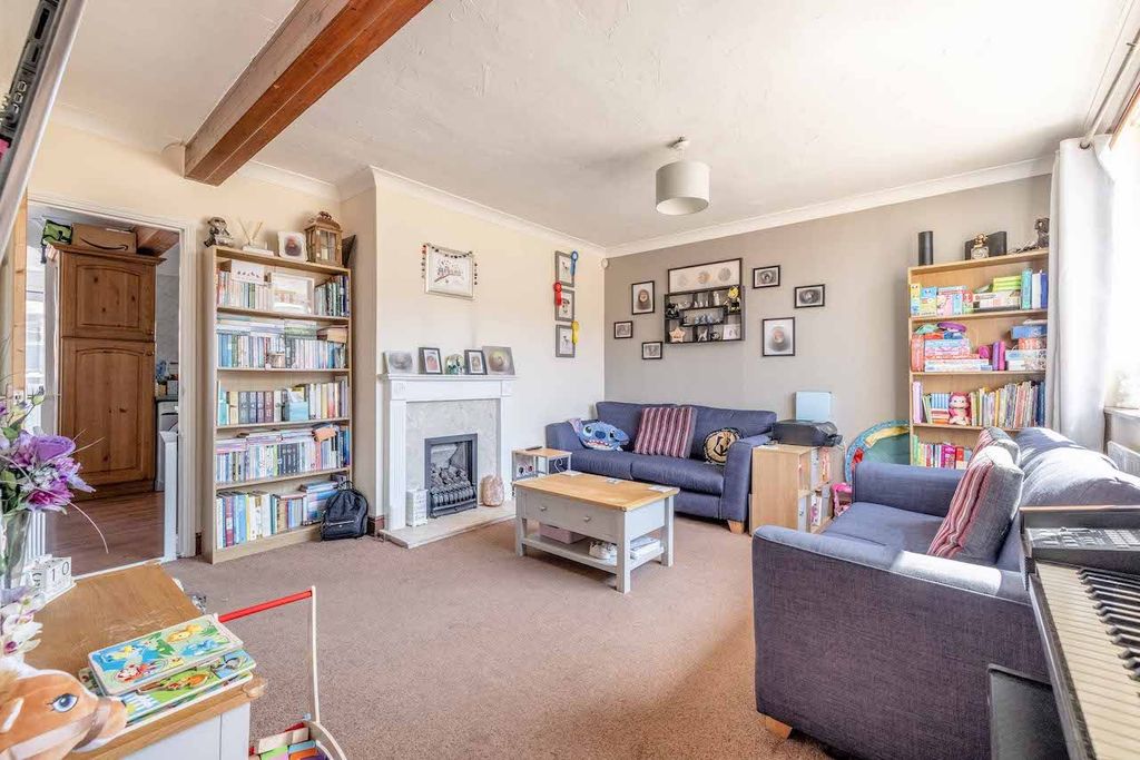 Property photo 3 of 13
