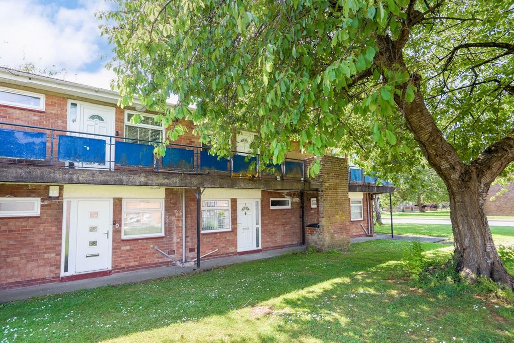 Property photo 1 of 5 External