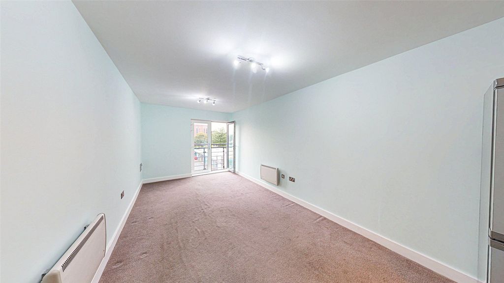 Property photo 1 of 9 Picture No. 04