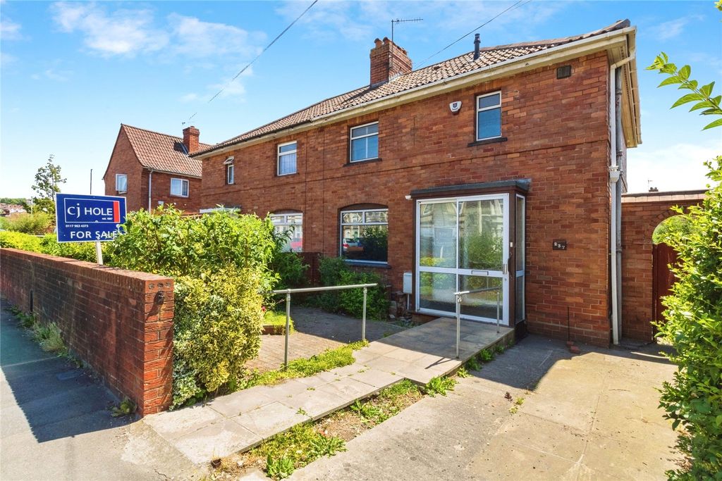 Property photo 2 of 19 Picture No. 22