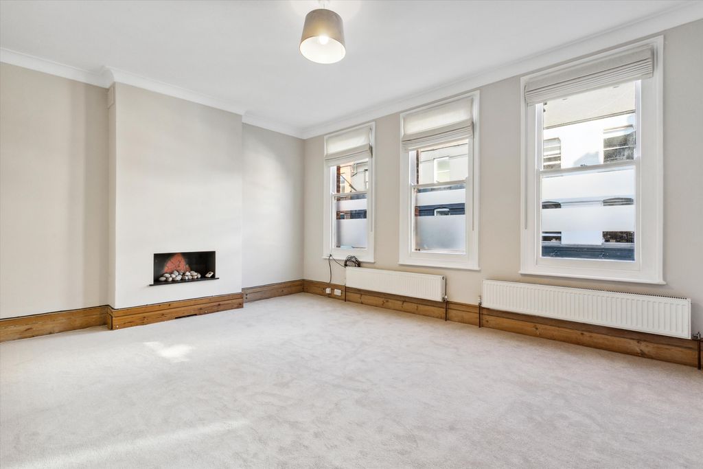Property photo 1 of 10 Image