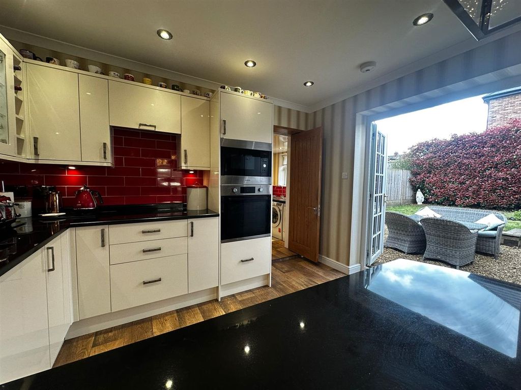 Additional image 6 of 2 bed detached bungalow for saleParkgate, Knutsford WA16