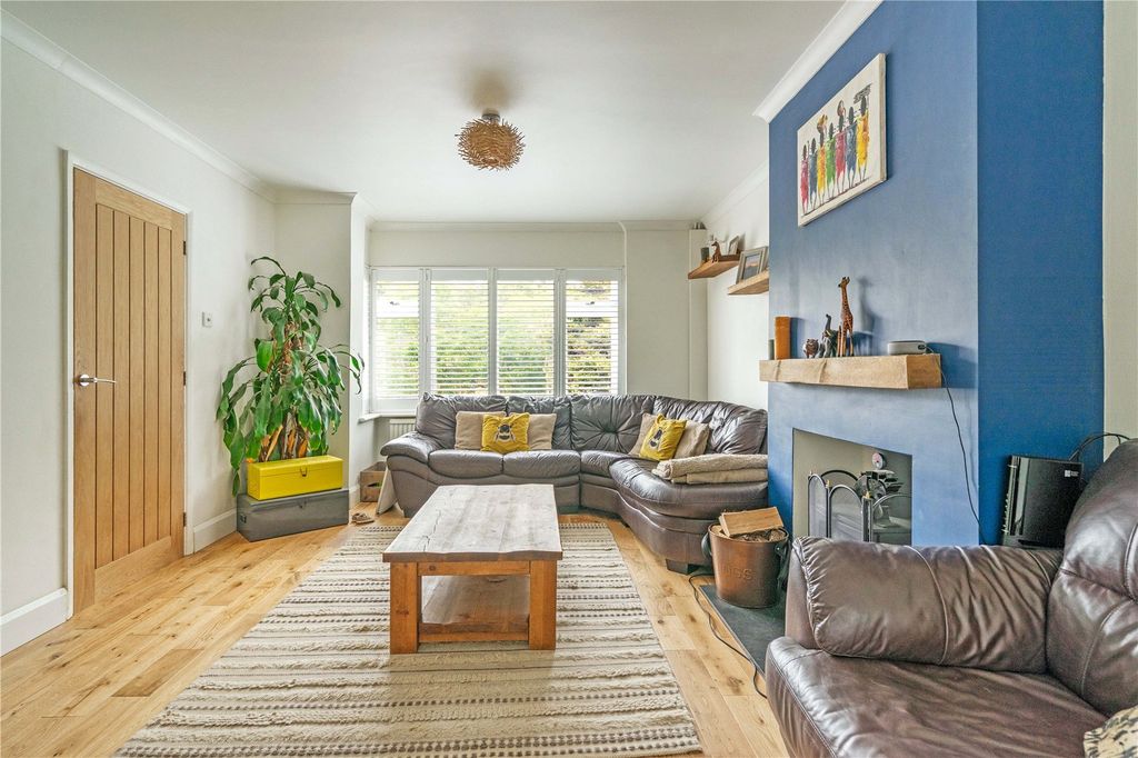 Property photo 3 of 14 Living Room