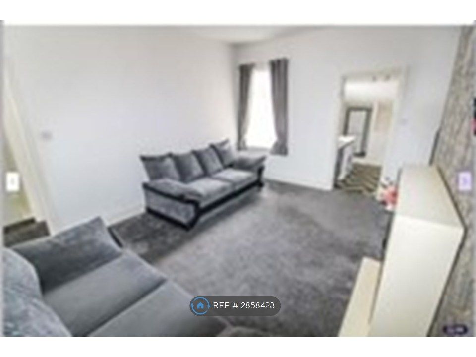 Property photo 2 of 12 Lounge