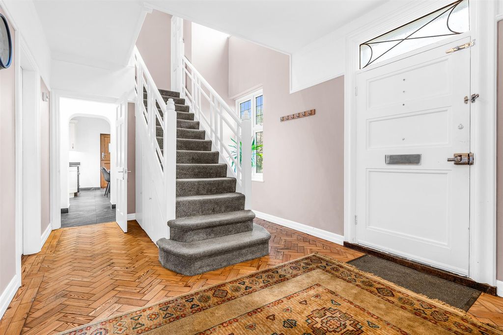 Property photo 3 of 26 Internal-6.Jpg