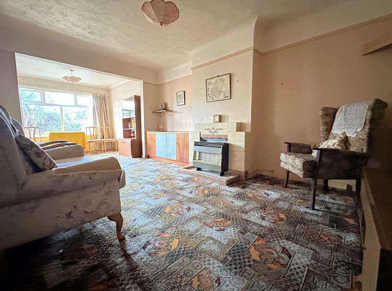 Property photo 2 of 15 Lounge/Diner