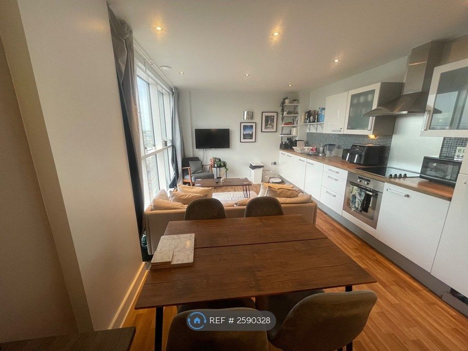 Property photo 3 of 9