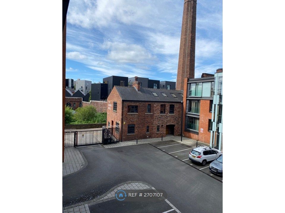 Property photo 2 of 22