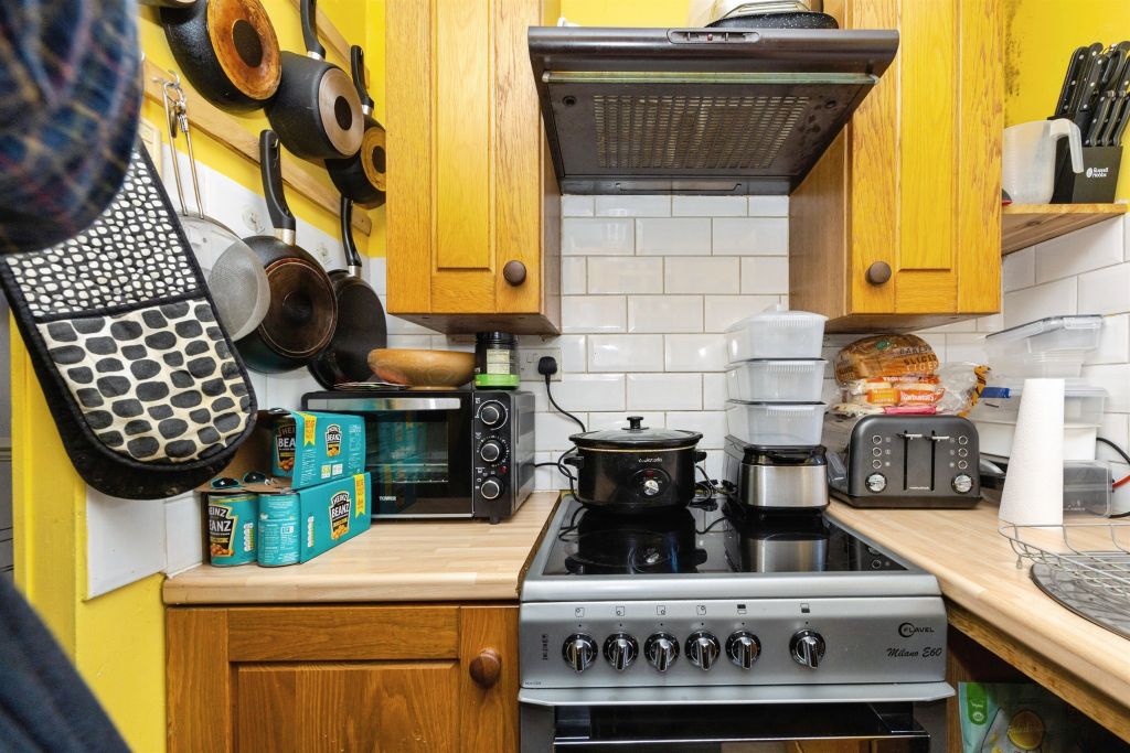 Property photo 2 of 11