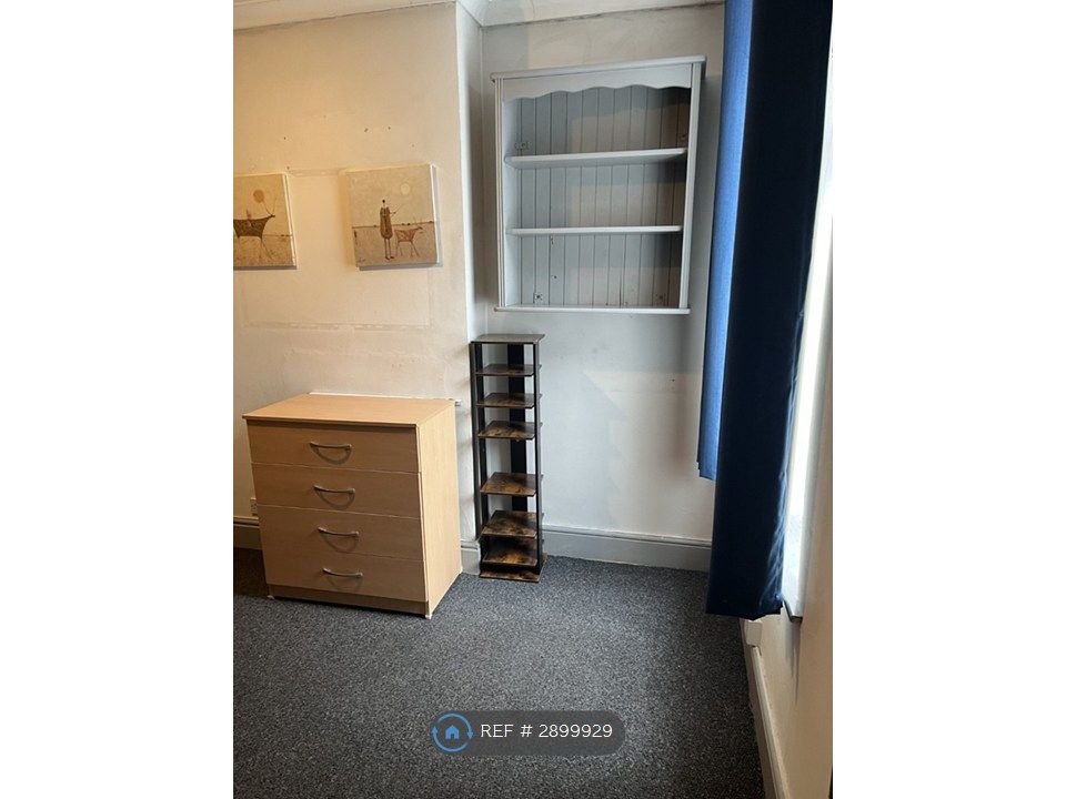 Property photo 1 of 3