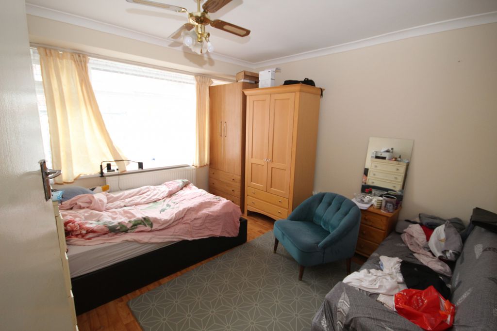 Property photo 3 of 13 Gallery