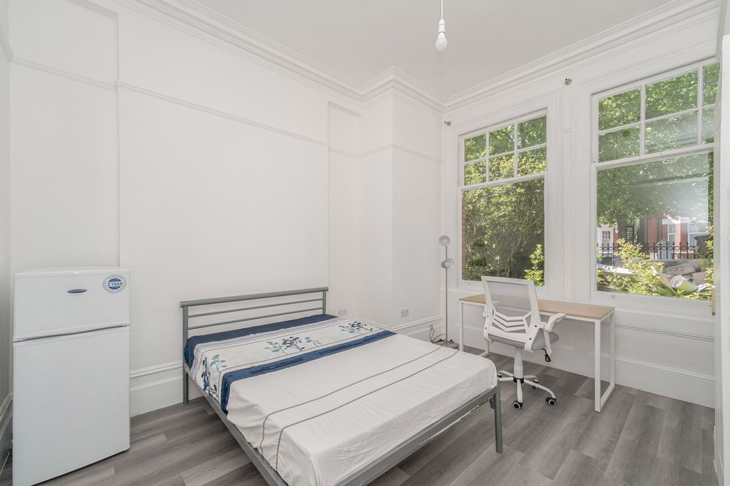 Property photo 1 of 13 Pbox-Img.Jpg