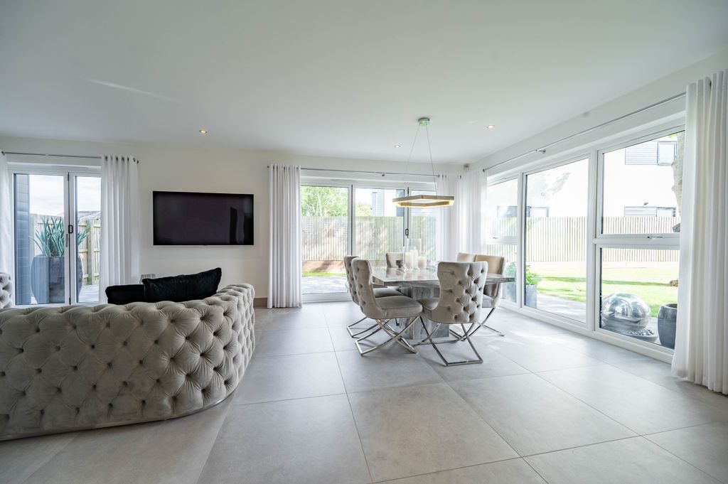 Property photo 3 of 25 Dsl_7470-Hdr