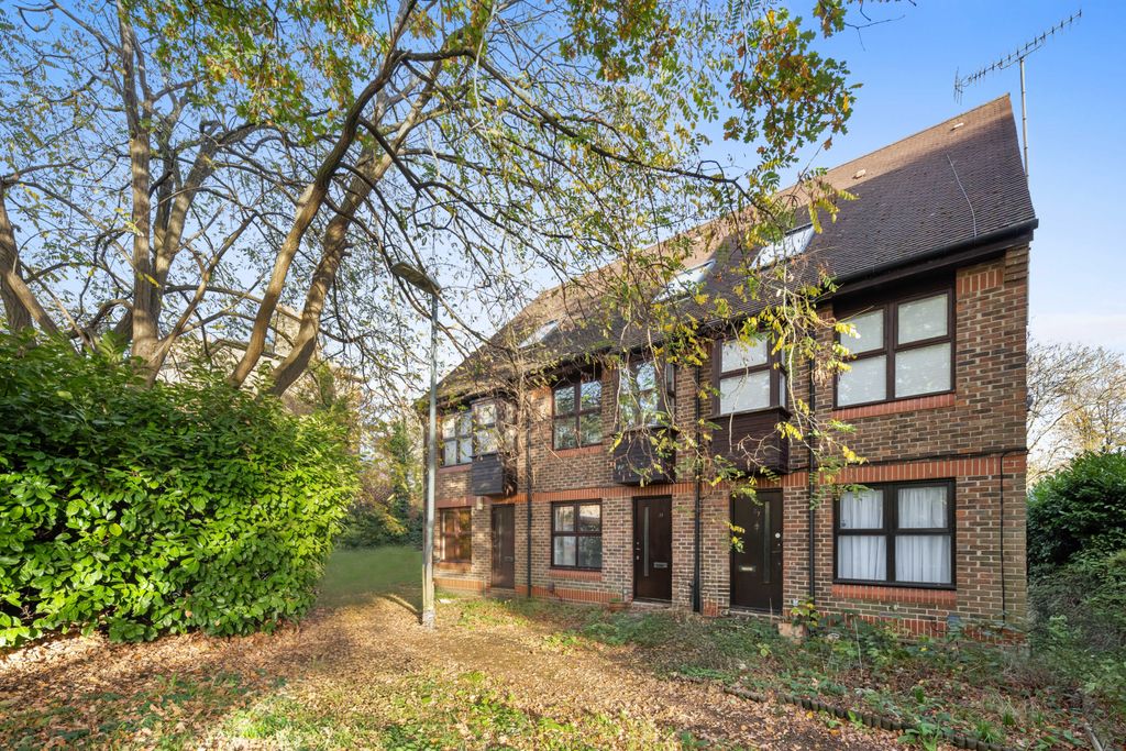 Property photo 1 of 6 Picture No. 12