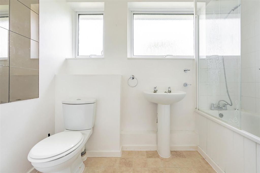 Additional image 16 of 3 bed terraced house for salePorchester Close, Hartley, Longfield DA3