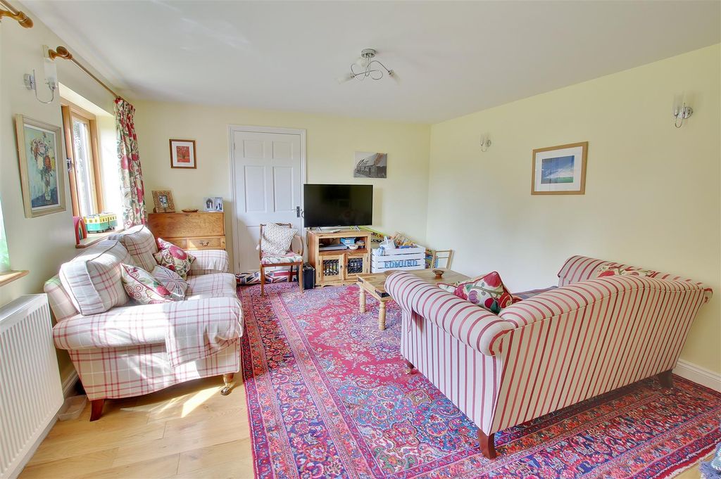Property photo 3 of 8 Img_11748_1_Original.Jpg