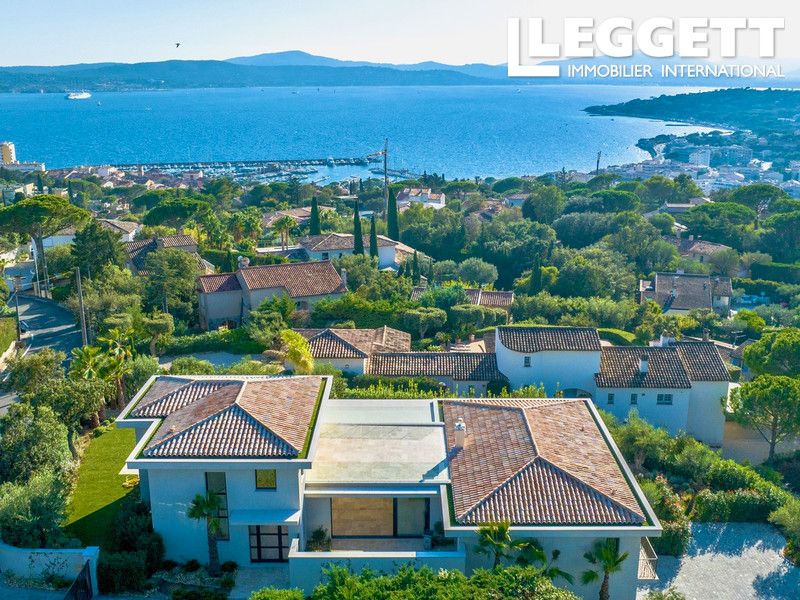 Property photo 2 of 10