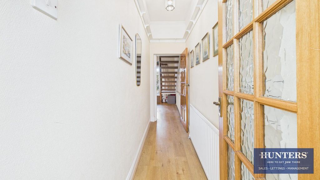 Property photo 3 of 13 Hallway